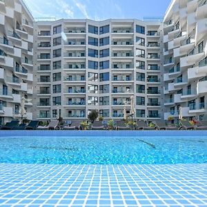 Alezzi Infinity Aparthotel & Spa